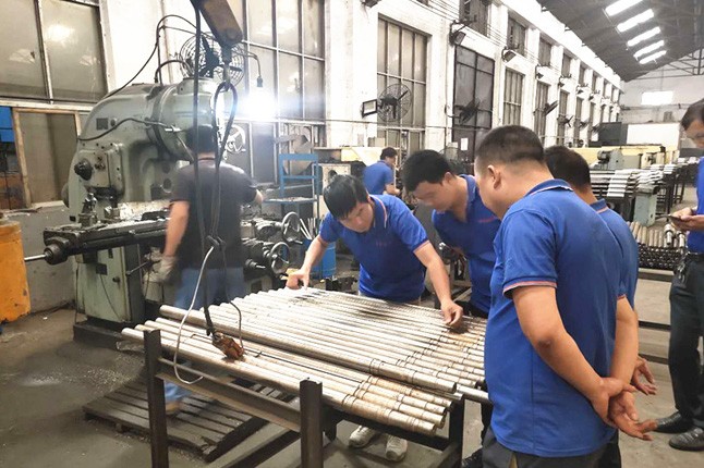 鄭州市神龍泵業(yè)有限公司每周對(duì)各個(gè)工序進(jìn)行質(zhì)量監(jiān)督檢驗(yàn)的現(xiàn)場(chǎng)。